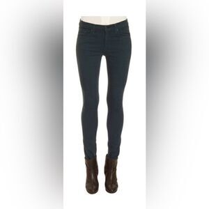 Rag & Bone legging in PFD Green.  Like new condition! Size 28